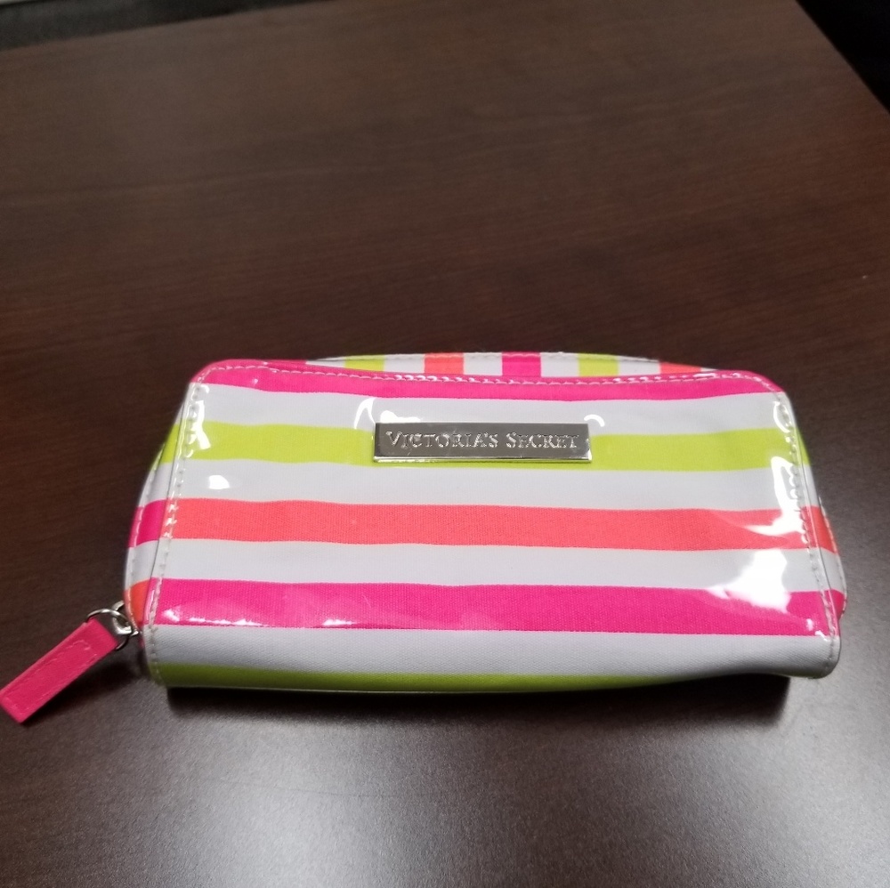 VS makeup brush pouch